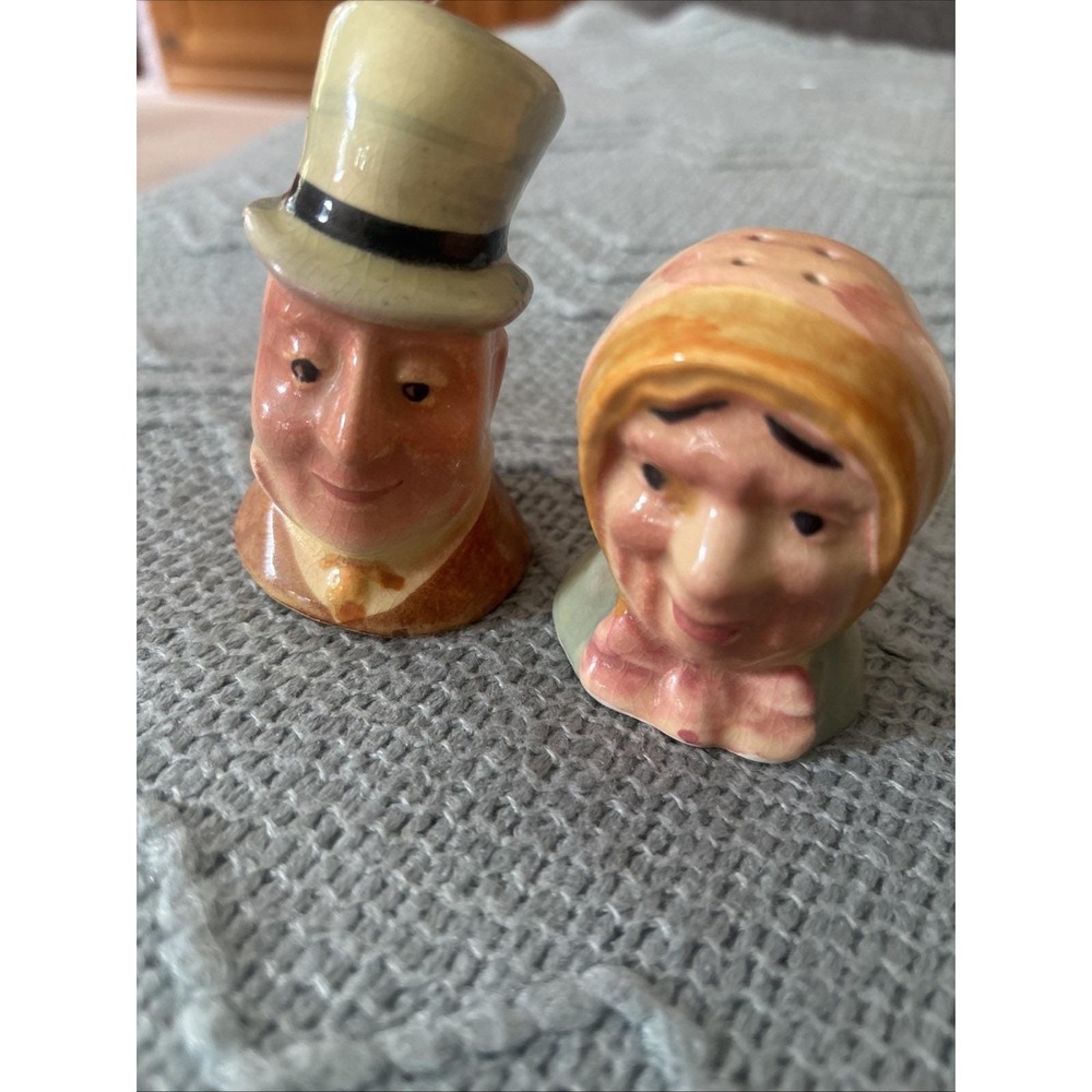 Vintage Beswick England Dickens Mr Micawber & Sairey Gamp Salt Pepper Shakers - Picture 2 of 6